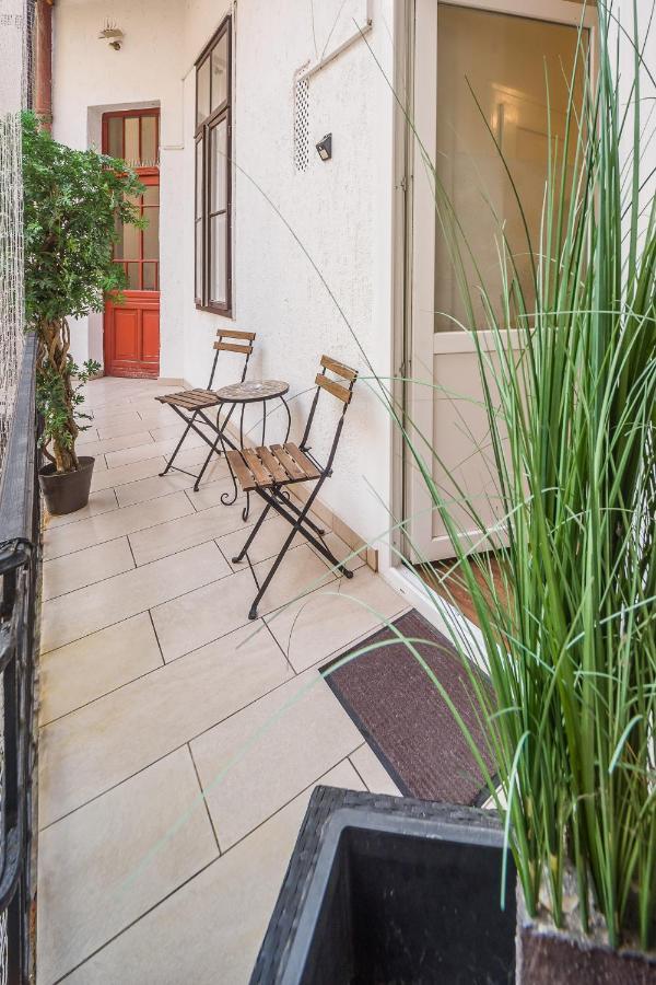 Vintage Apartment Beci Exterior foto
